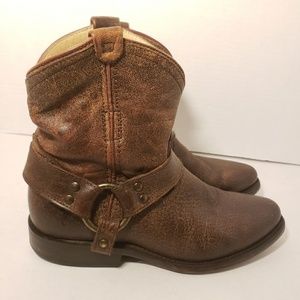 Frye size  5 1/12 M women's boots